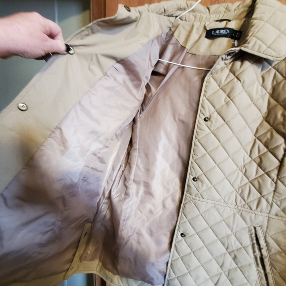 Ralph Lauren Women's Birch Tan. NWT. LARGE. QUILTED - Picture 9 of 14